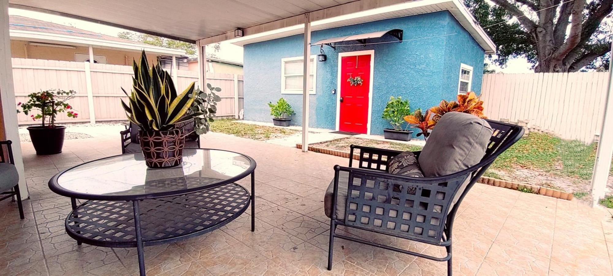 Loft Close To Downtown, Raymond James Stadium, Airport And Many More Places แทมปา ภายนอก รูปภาพ